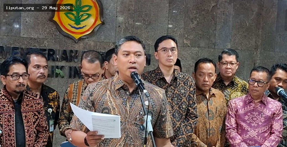 Wamentan Ancam Cabut Izin Pabrik Sawit Pembeli TBS Murah