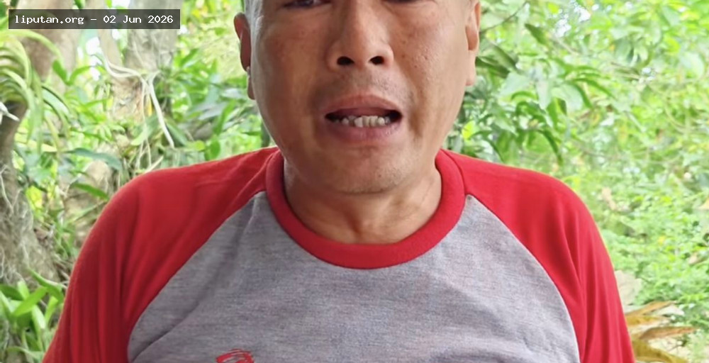 Heru Gundul Tersembur Bisa Kobra Saat Evakuasi Ular